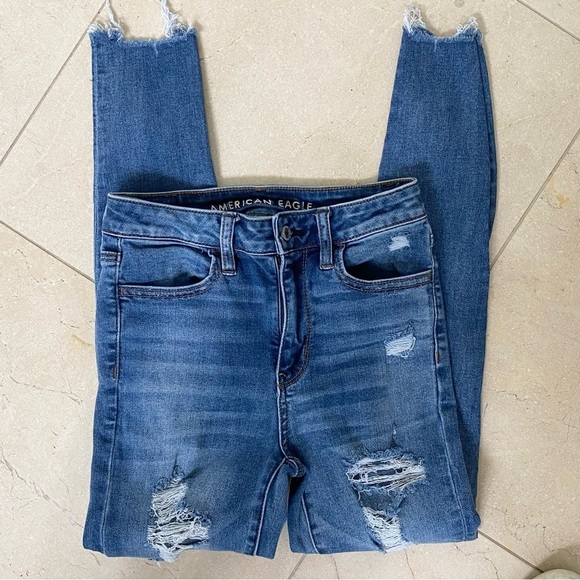 American Eagle Super Hi-Rise Distressed Jeggings Size 0 - Picture 2 of 5